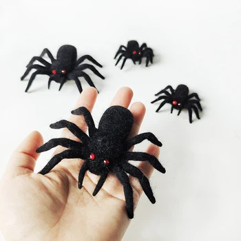 2 Adet Cadılar Bayramı Yapay Örümcek Siyah Pamuk Dolması Sahte Örümcek Cosplay Süsler Dıy Cadılar Bayramı Partisi Süslemeleri Malzemeleri Görüntü