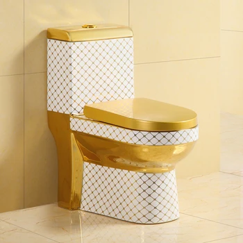 Altın kaplama tuvalet, seramik yaratıcı ve kişiselleştirilmiş sifon tipi büyük kalibreli bağlantılı tuvalet Görüntü