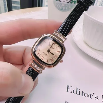 Izle Kadınlar Kızlar için kuvars saatler Bayanlar Öğrenci Elmas Reloj Küçük Arama Siyah Beyaz Saat Kadın Kol Saati Relogio Montre Görüntü