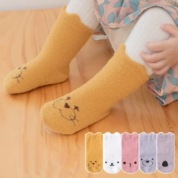 Kış Mercan Polar Çocuk Çorap Kalın Sıcak kaymaz Yenidoğan Kız Erkek Tüp Çorap Kapalı Kat Çorap Bebek Kış Çorap Görüntü