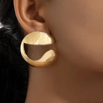 Retro Abartılı Geometrik Küpe Kadınlar İçin Parti Tatil OL Hediye moda takı Kulak Aksesuarları E377 Görüntü
