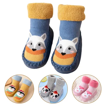 Toddler Kapalı Çorap Ayakkabı Yenidoğan Prewalker Çocuklar Kış Kalın Havlu Pamuk Bebek Kız Çorap Kauçuk Taban Bebek Karikatür komik çoraplar Görüntü